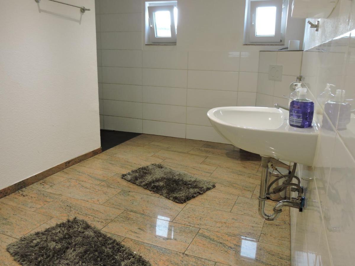 Ferienwohnungen Fabry Saarbrücken Esterno foto