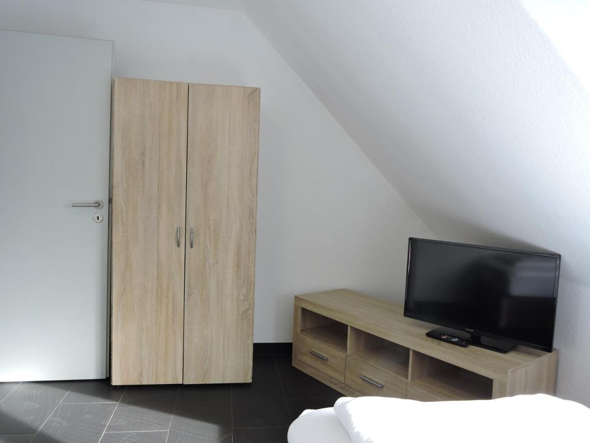 Ferienwohnungen Fabry Saarbrücken Esterno foto