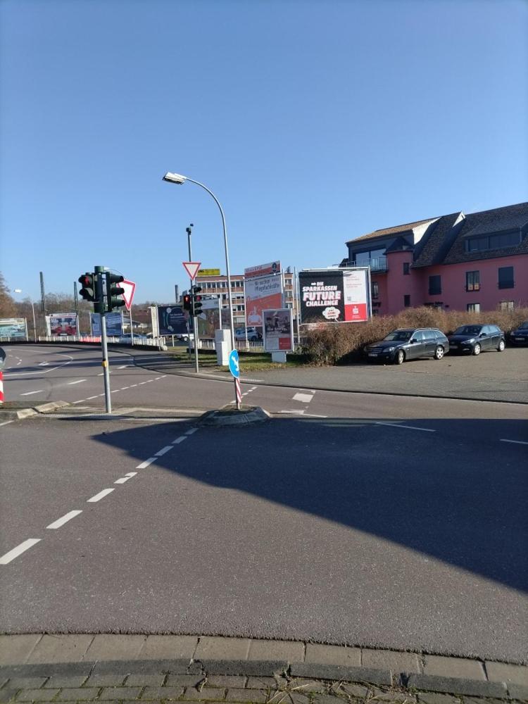 Ferienwohnungen Fabry Saarbrücken Esterno foto